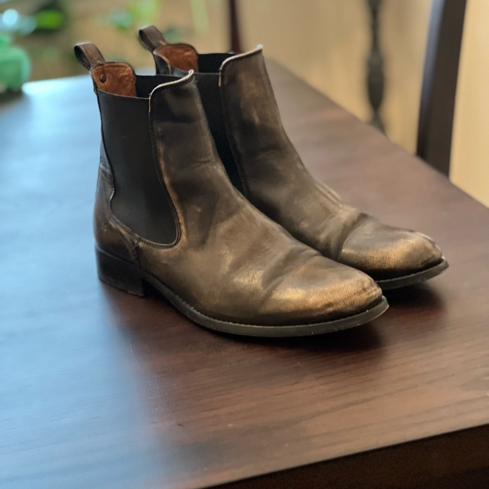 Frye Melissa Chelsea boots 8.5